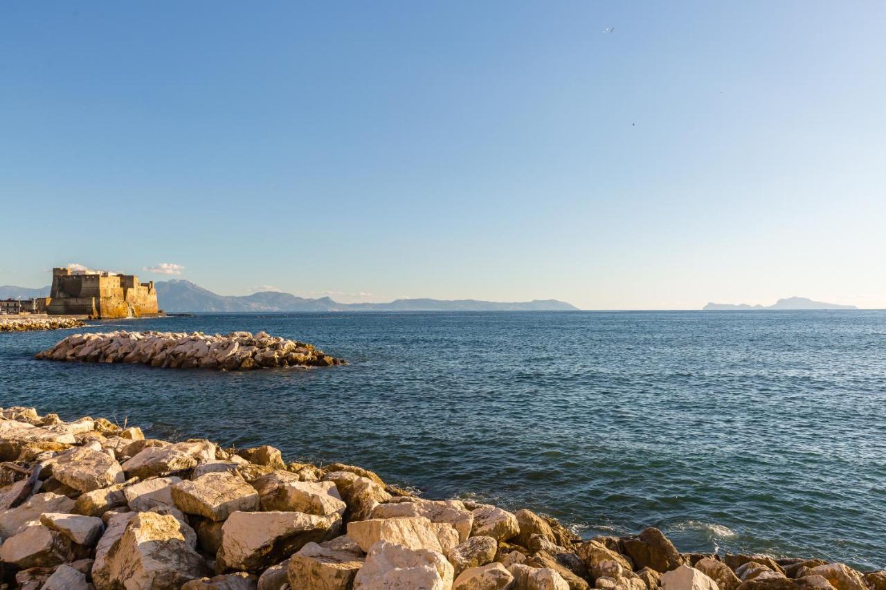 Parthenope'S Eye On The Seafront By Napoliapartments Eksteriør bilde